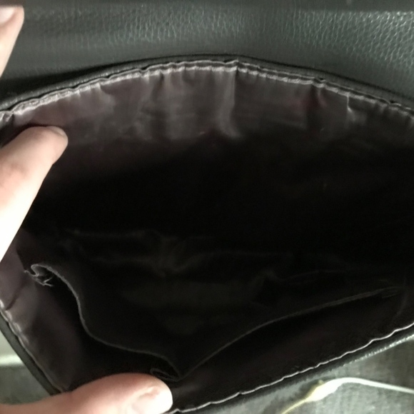 Gray cross-body purse - Picture 5 of 8